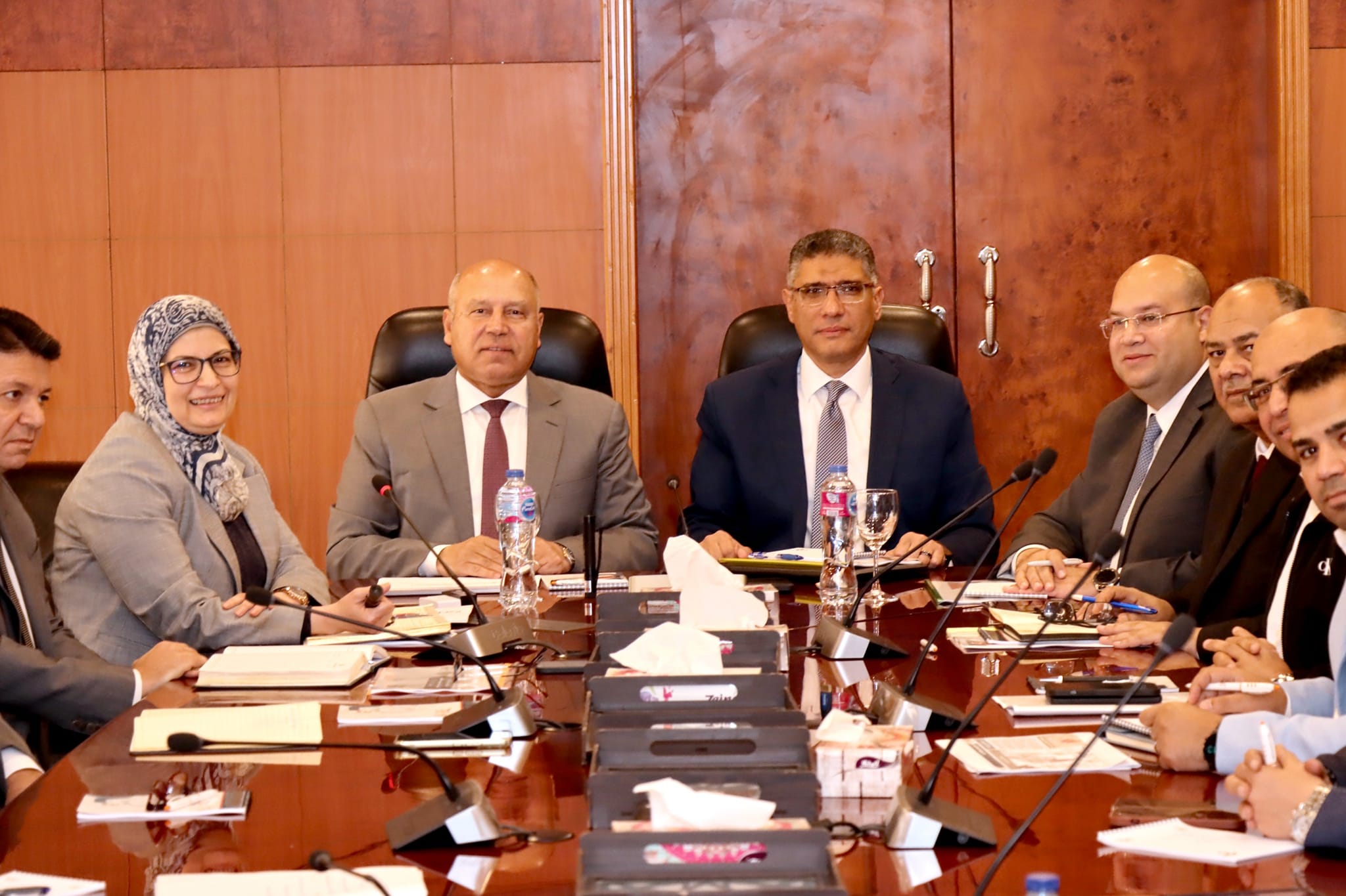 الوزير:  دراسة الاحتياجات الفعلية من الكهرباء لمناطق المطورين الصناعيين والعمل على توفيرها