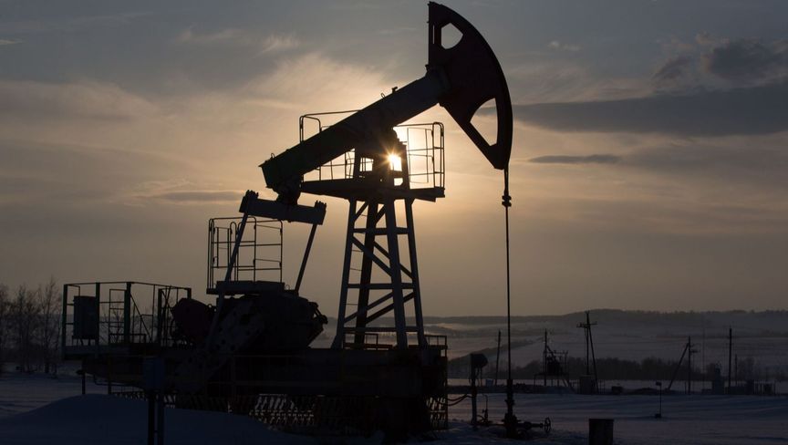 إدارة معلومات الطاقة الدولية تتوقع عجزاً في انتاج النفط خلال العام المقبل