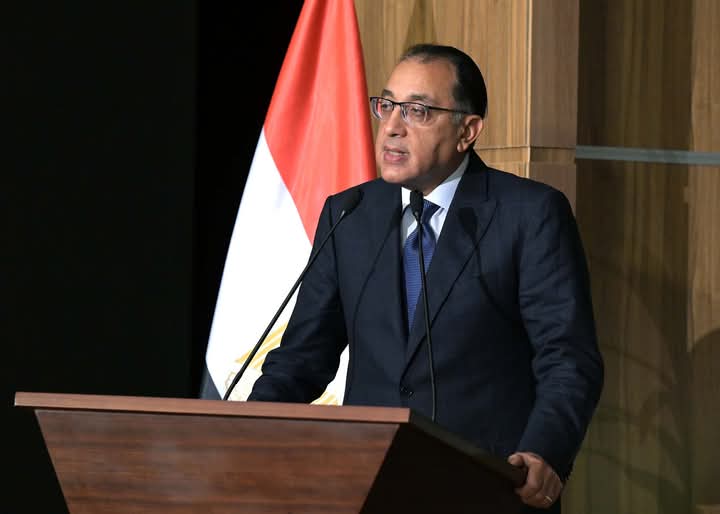 الحكومة ؛ المؤسسات الدولية تتوقع انخفاض التضخم .. وإجراءات لضبط أسعار 7 سلع استراتيجية