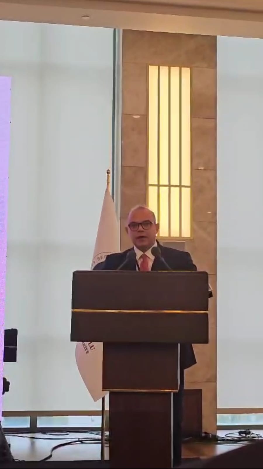 رئيس الرقابة المالية يشارك في الاجتماع والمؤتمر السنوي للجنة الأسواق النامية الناشئة التابعة لمنظمة "الأيسكو" بتركيا