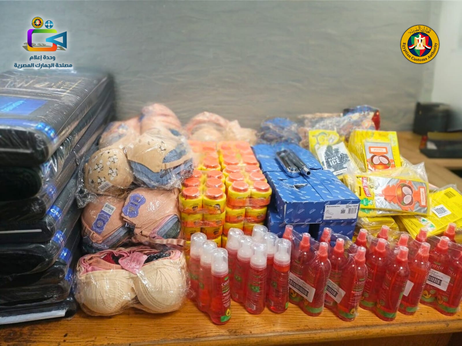 جمارك  السلوم  تضبط ثلاث محاولات تهريب أقمشة منشأ إيطالي