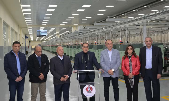 رئيس الوزراء في المحلة: الانتهاء من المرحلة الأولى من المشروع القومي لتطوير صناعة الغزل والنسيج