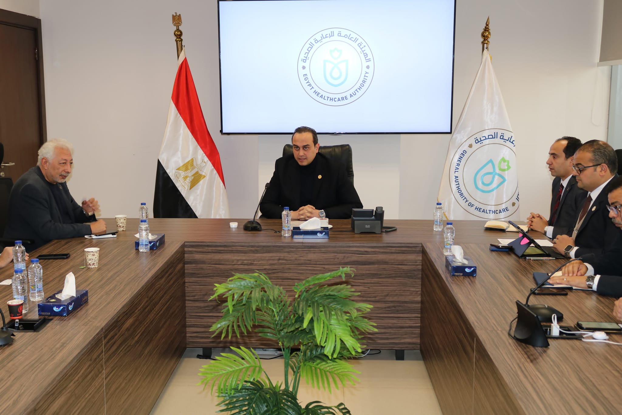 تعاون مع شركتي إم إتش سي وميلينسيز لتطبيق تقنيات الذكاء الاصطناعي في القطاع الطبي