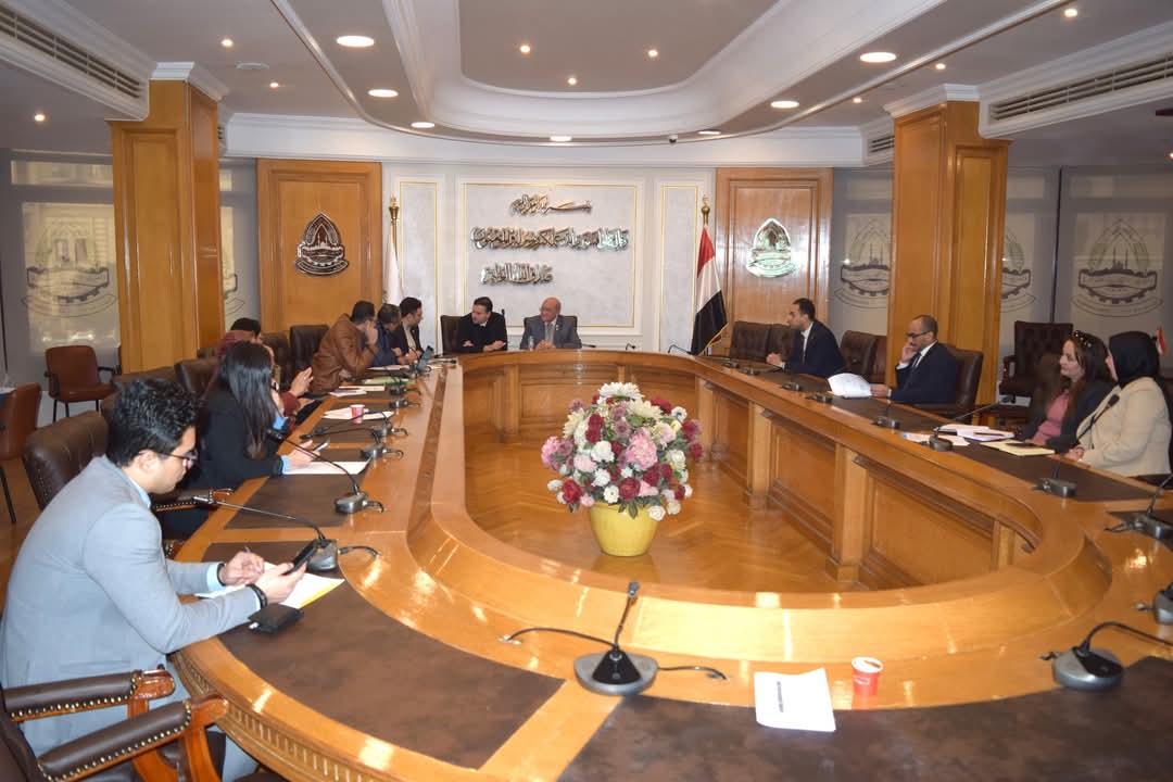غرفة القاهرة تبحث تعاونًا جديدًا مع البنوك  لتطوير الخدمات الاقتصادية والإدارية