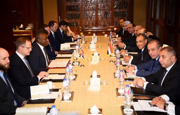 مجلس المشاركة يناقش سبل زيادة الاستثمارات البريطانية في مصر