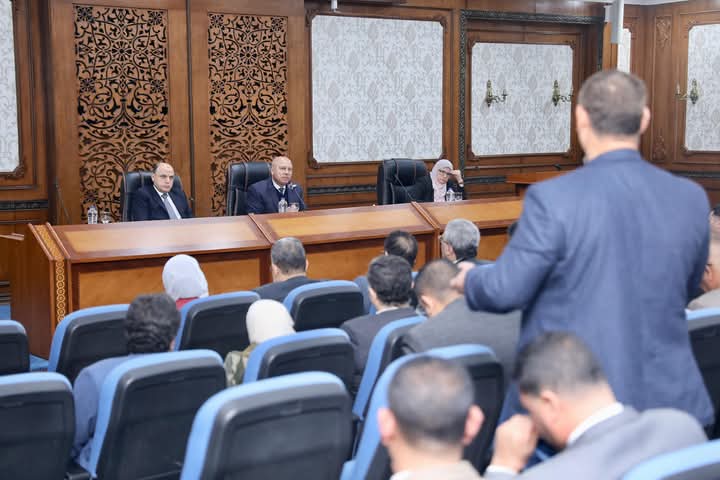 الوزير لمستثمري كفر الشيخ : جمعية في كل منطقة صناعية للإدارة وأعمال الصيانة والنظافة والتأمين