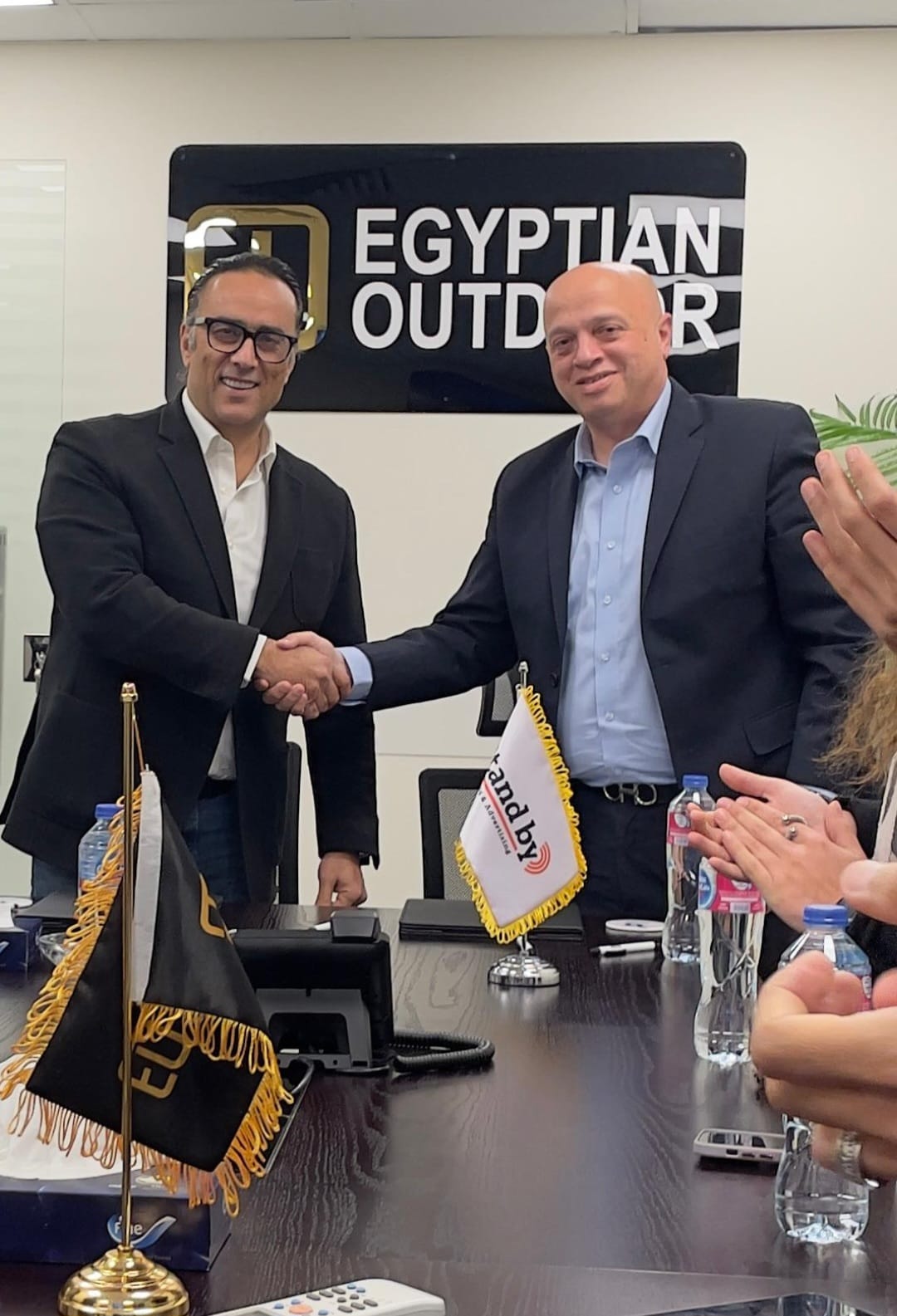 "المصريين أوت دور" توقع مذكرة تفاهم مع Stand By