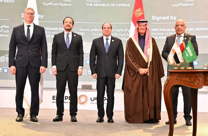 الرئيس عبد الفتاح السيسي ونظيره القبرصى يشهدان توقيع اتفاق تعاون في مجال الطاقة بين مصر والسعودية