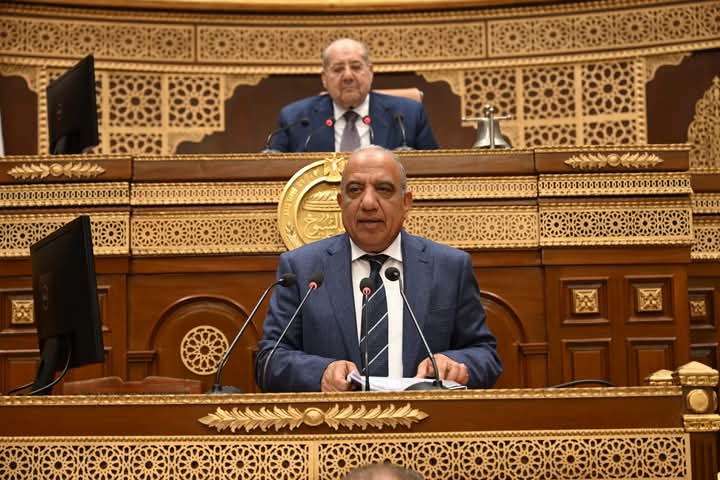 وزير الكهرباء : ملتزمون باتاحة الطاقة الكهربائية بجودة واستقرار واستمرارية