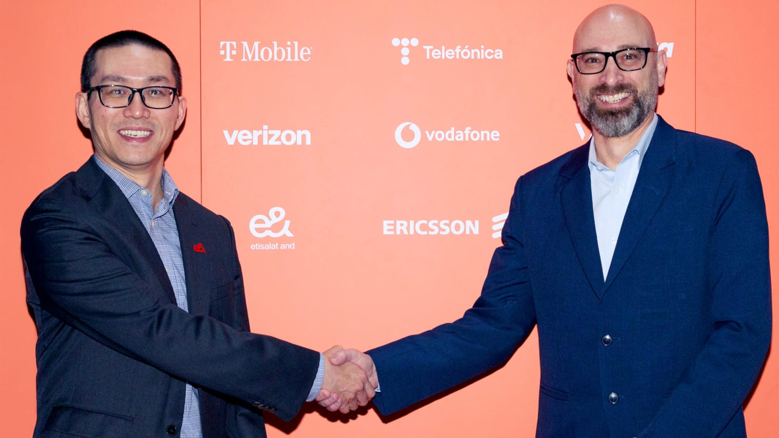 Aduna تعلن عن انضمام "إي آند" كشريك في مشروع واجهة برمجة تطبيقات الشبكة  العالمية