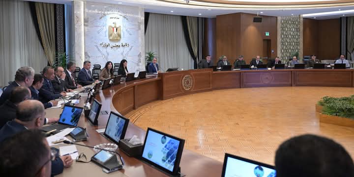 رئيس الوزراء يتابع مستجدات الموقف التنفيذي للمرحلة الأولى من المبادرة "حياة كريمة"