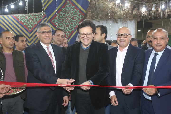 وزير الثقافة ومحافظ الجيزة يفتتحان معرض فيصل الثالث عشر للكتاب
