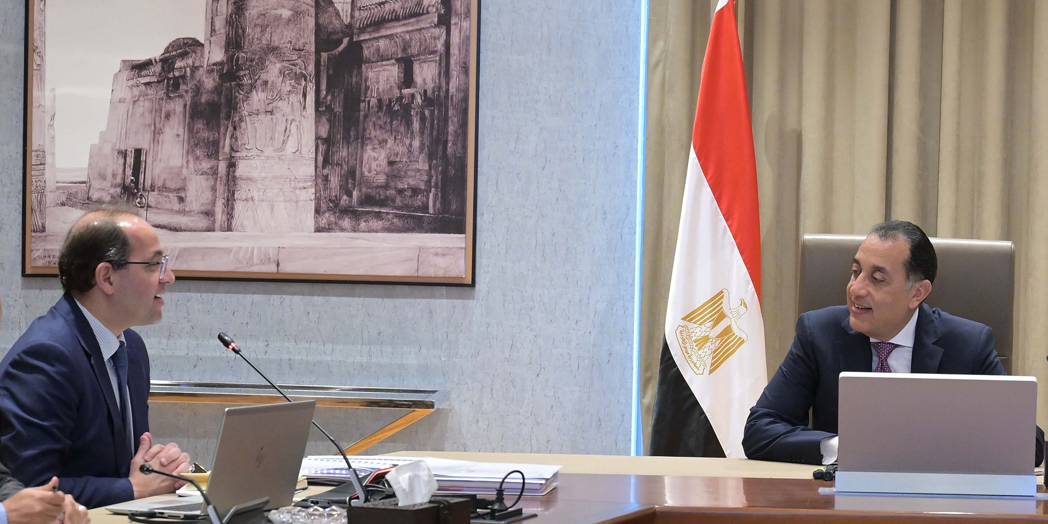 الحكومة : مستمرون في الانضباط المالي وزيادة مخصصات الحماية الاجتماعية