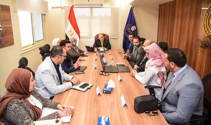 تعزيز الاستثمار الدوائي مع شركتي بدائل والبترجي السعوديتين