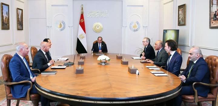 السيسي يتابع تطورات مشروع مجمع ألستوم الصناعي ببرج العرب