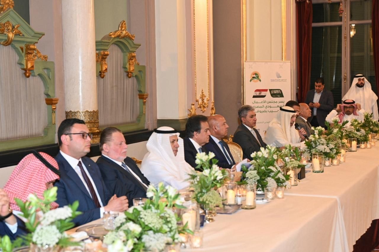 تجربة مصر العقارية في جلسة حوارية لوفد الغرف التجارية السعودية ومجلس الأعمال