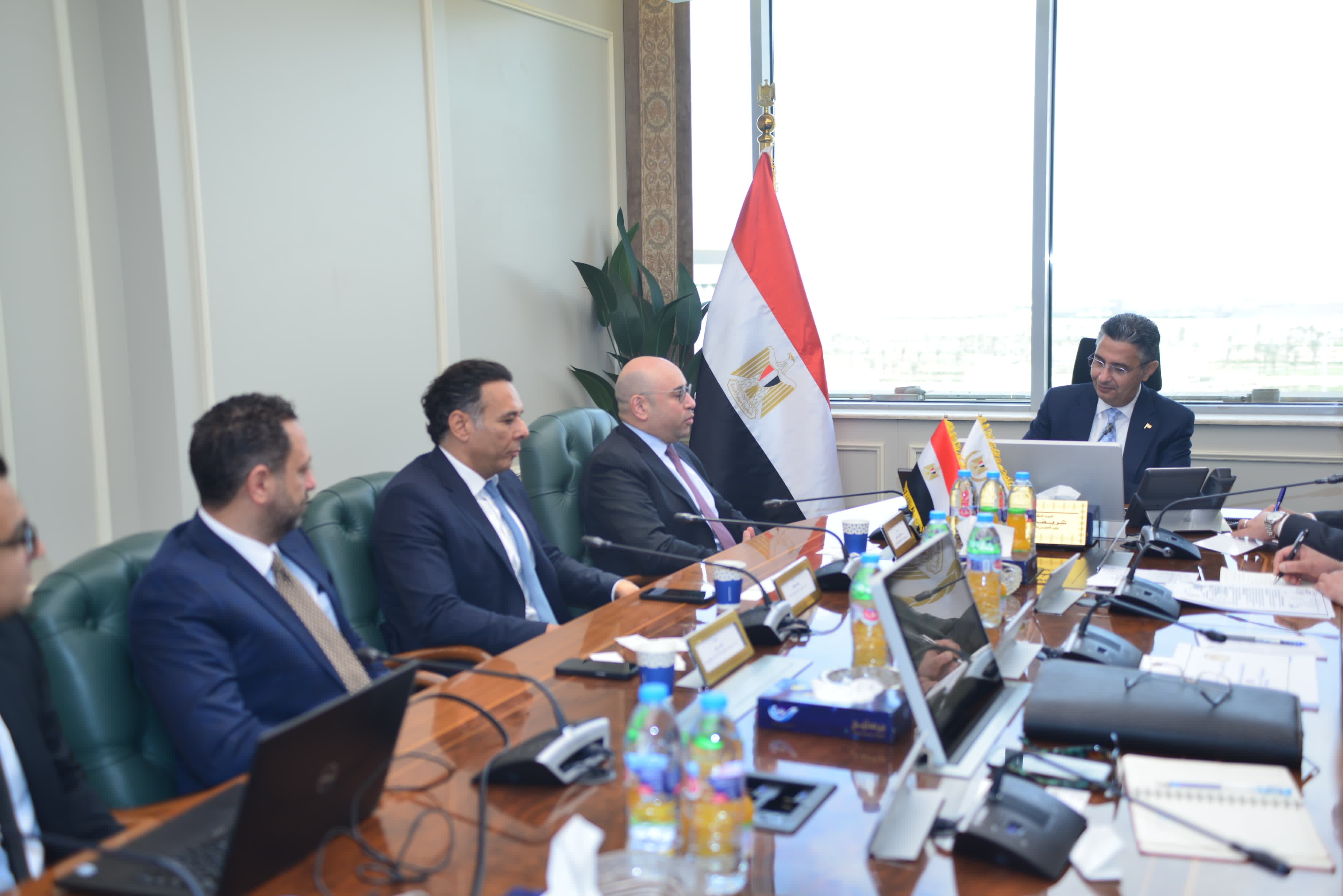 Supply Minister, Majid Al Futtaim discuss investment, export growth
