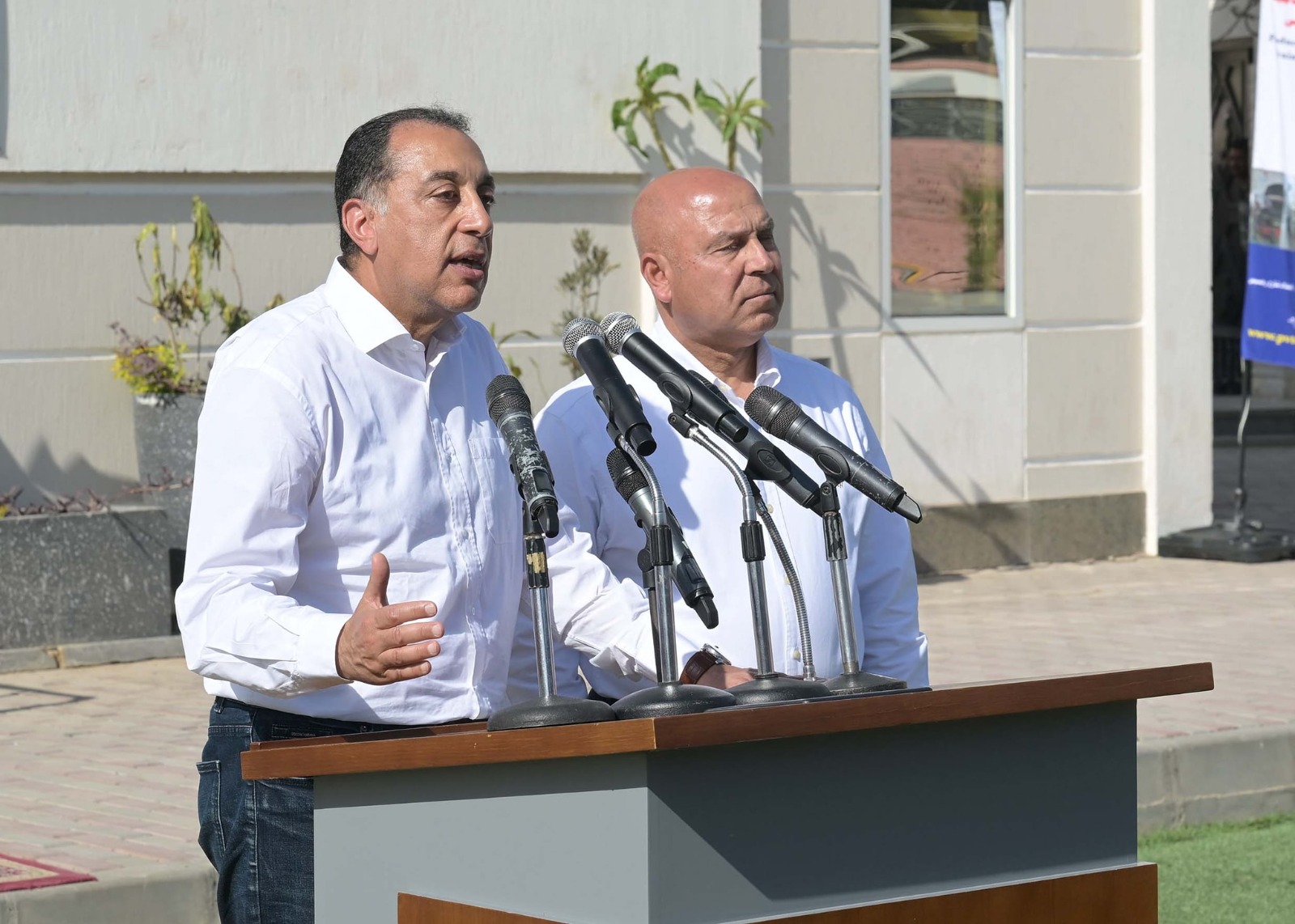 مدبولي في العاشر من رمضان : تطورات إيجابية في مجال التصنيع .. وتواصل أكبر مع رجال الأعمال