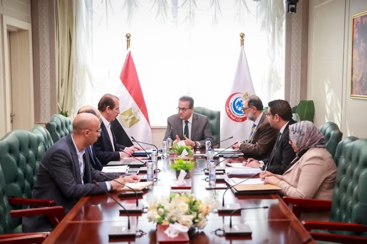 بتوجيهات الرئيس .. استئناف نشاط أفرع السلاسل الغذائية المغلقة فور التأكد من مطابقتها للمواصفات