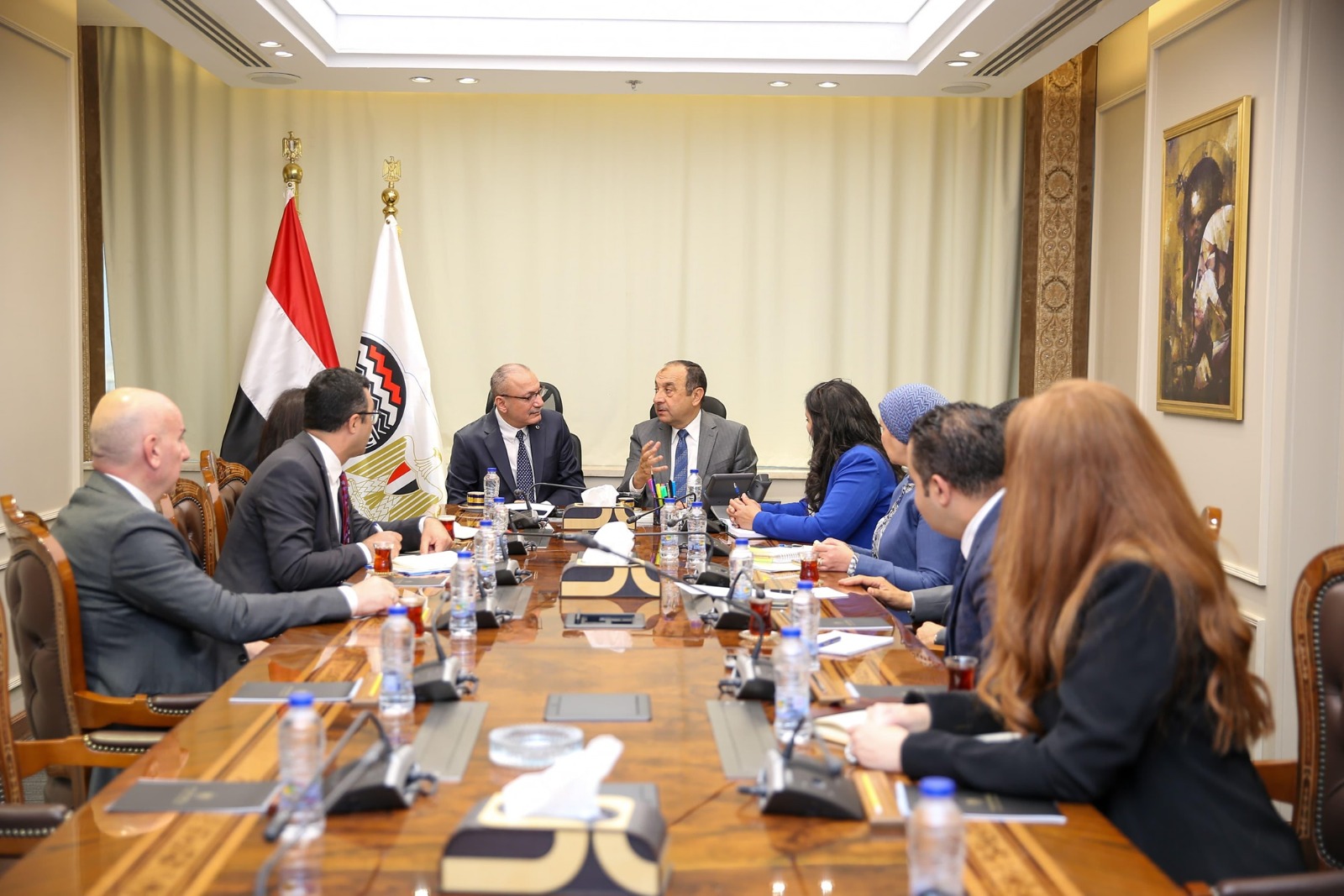 وزير الأعمال : نتطلع إلى شراكات صناعية واستثمارية مع تركيا