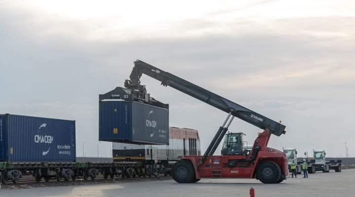 Transport Ministry offers 23 dry ports, logistics zone for investment