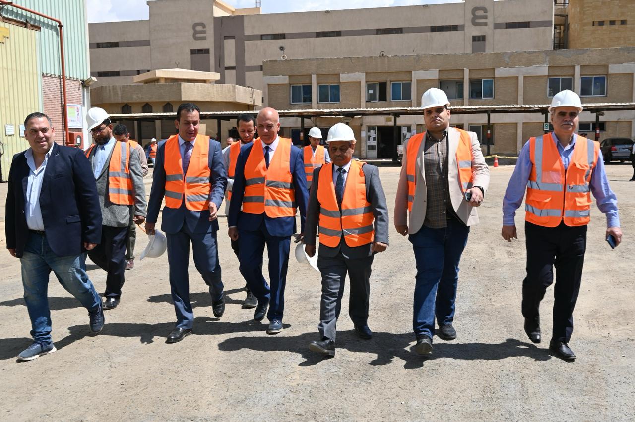 هيئة المجتمعات العمرانية" تبحث دعم التصنيع المحلي لمهمات محطات المياه بالمدن الجديدة