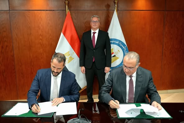 مذكرة تفاهم بين إيجاس وإكسون موبيل "إيجيبت ابستريم ليمتد"