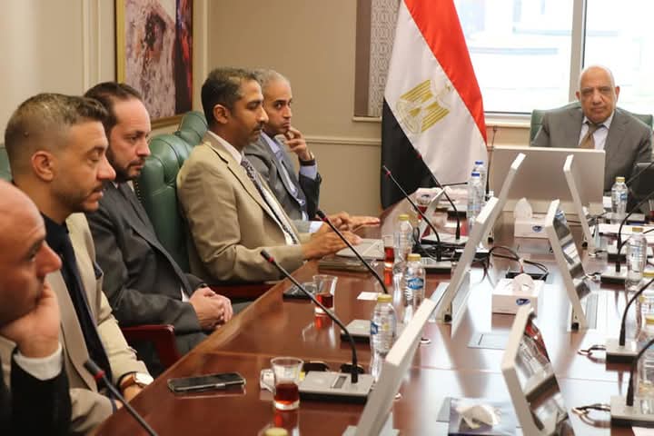 الكهرباء تبحث مع شركة ساى شيلد مجريات تشغيل منظومة الشحن الموحد للعدادات