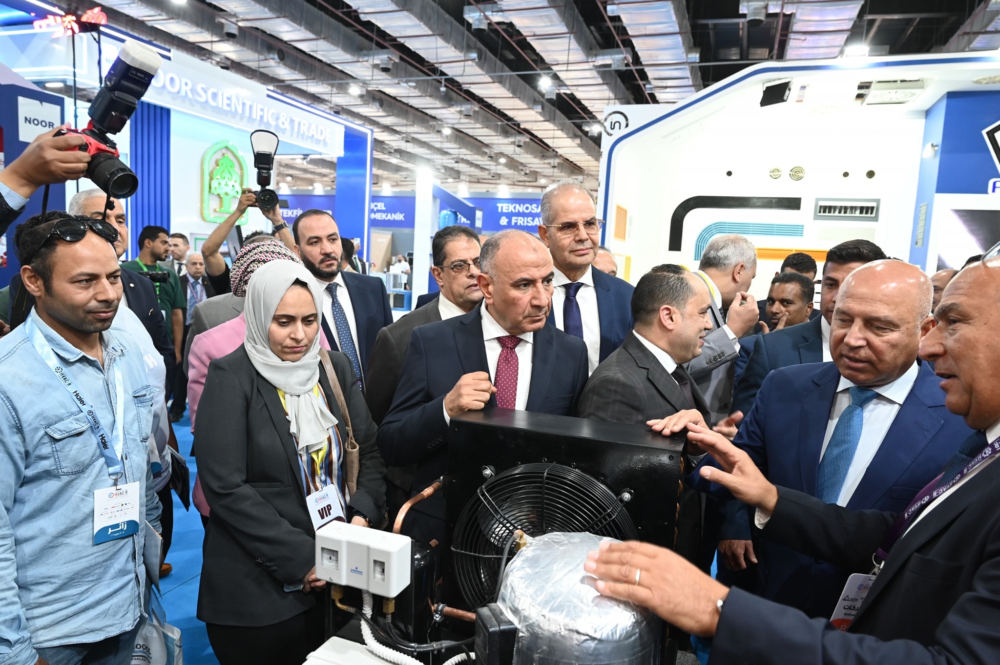 افتتاح المعرض والمؤتمر الدولي التاسع للتبريد والتكييف وتدفئة الهواء