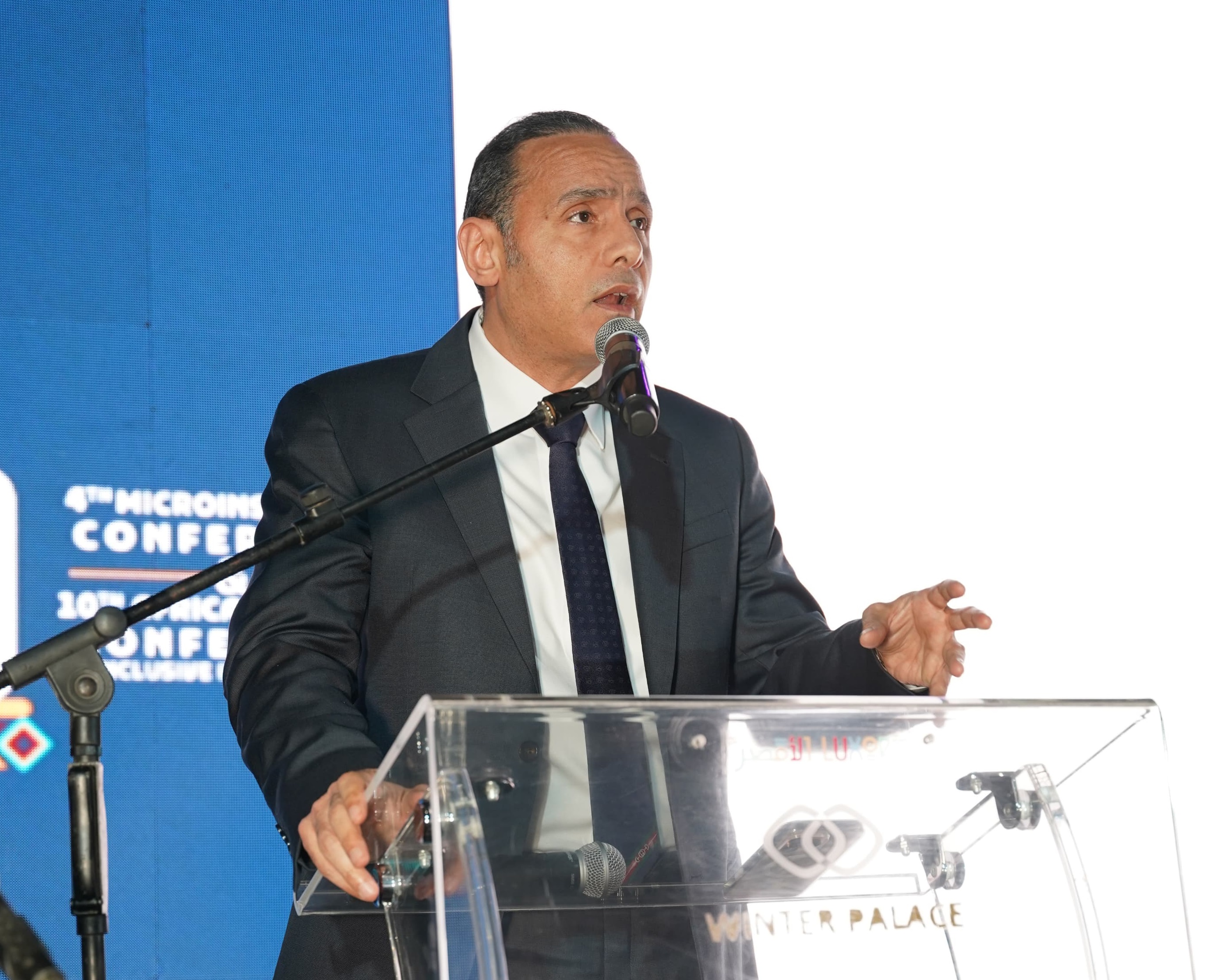 اسلام عزام: 15 شركة تأمين متناهي صغر أصدرت 2.3 مليون وثيقة لخدمة 10.5 مليون مواطن