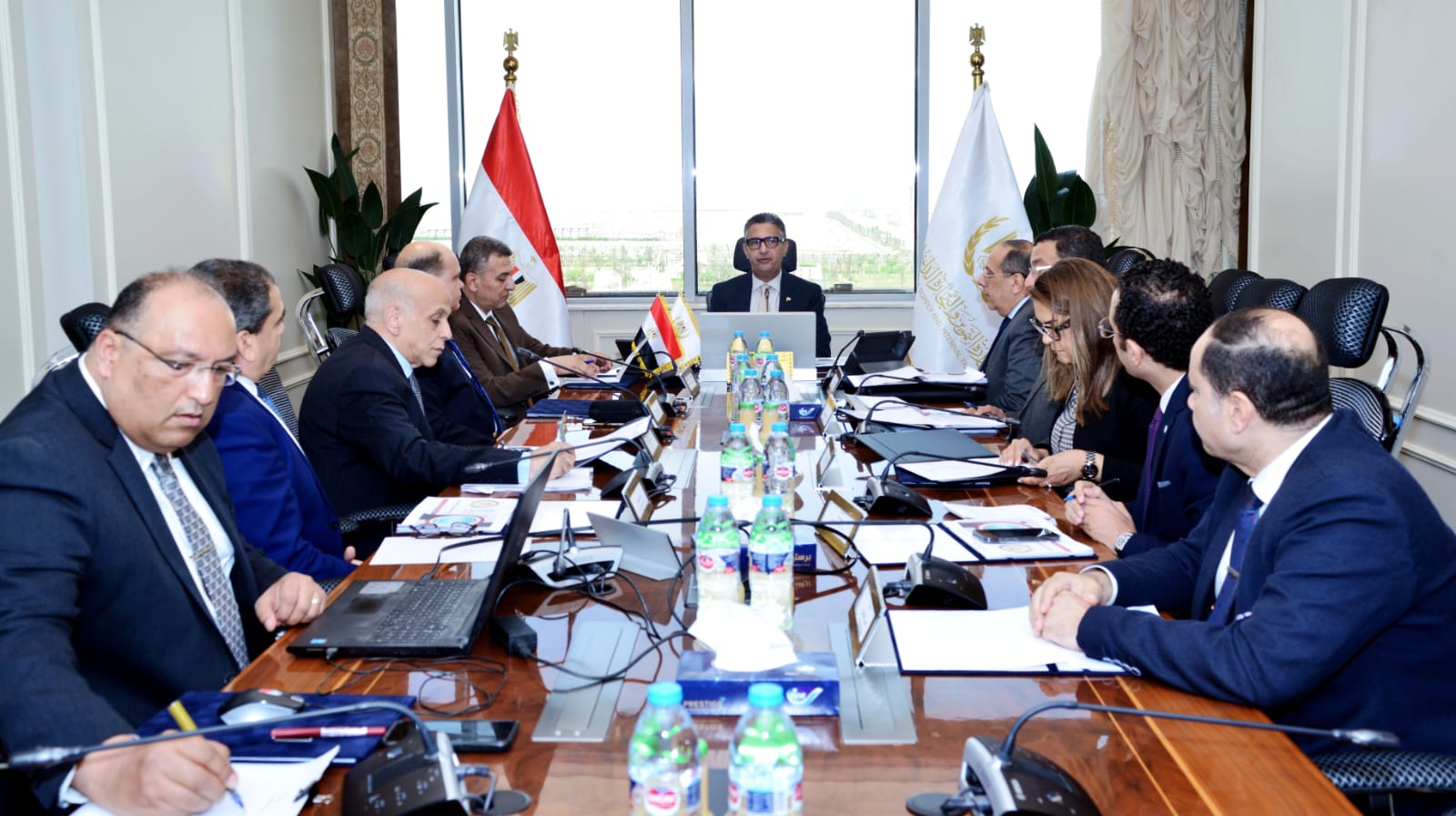 Farouk meets with heads of Nile, Alexandria Consumer Complexes