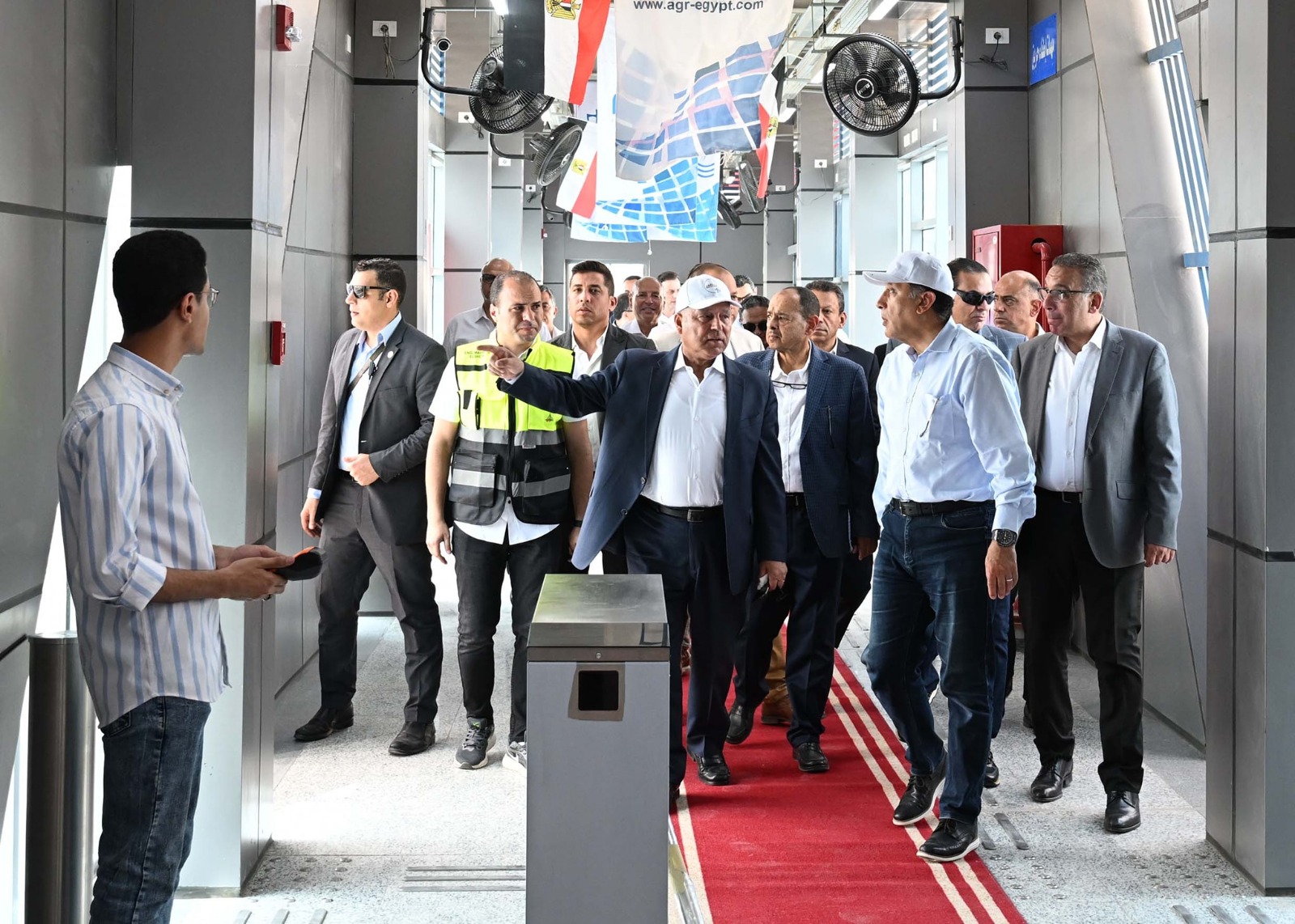 Madbouly inspects the BRT project