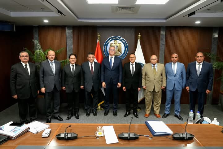 تكوين ذراع فنية لشركة ثروة للبترول لاكتشاف فرص استثمارية جديدة داخل مصر وخارجها