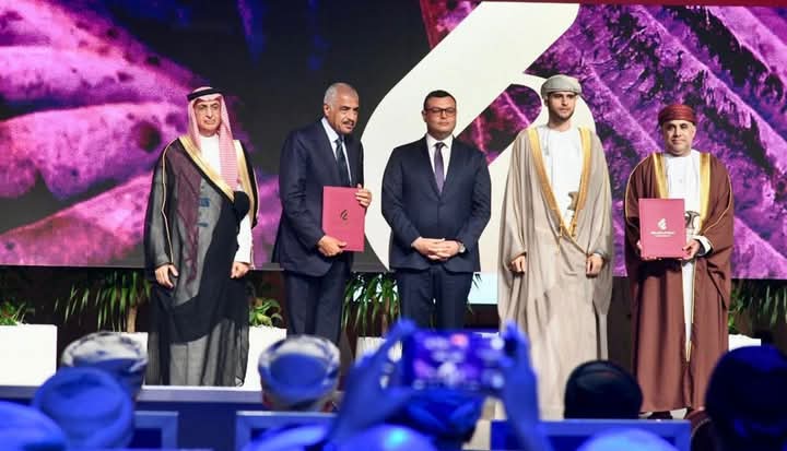 El Sherbiny witnesses TMG ink two project deals with Oman