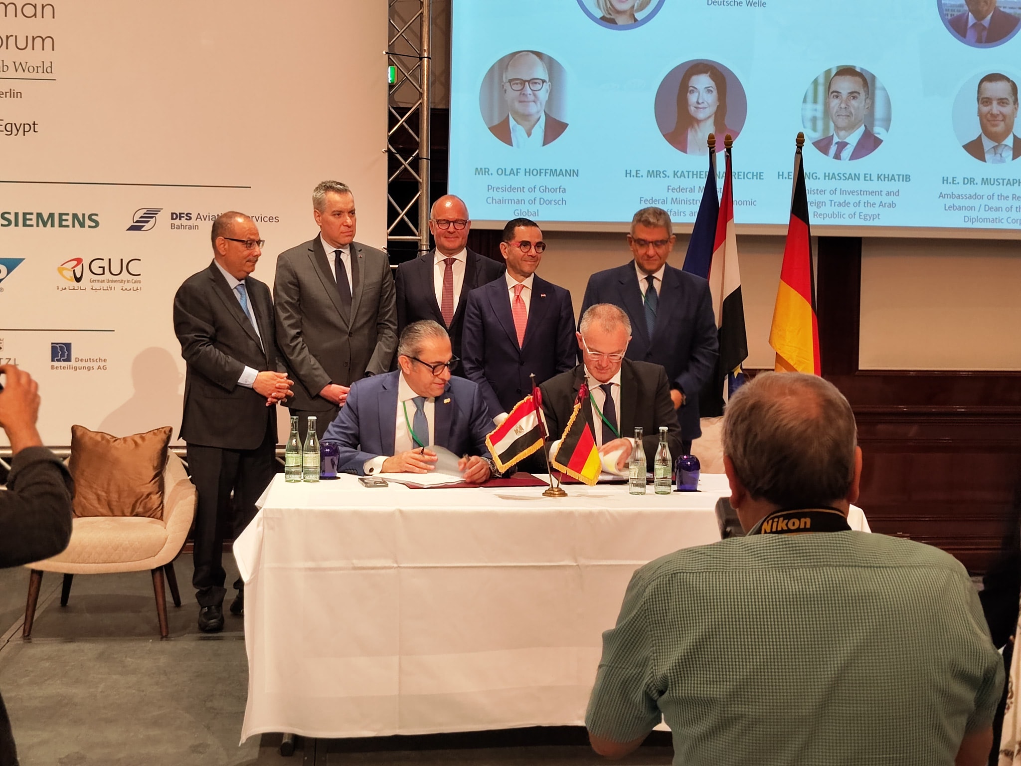 دعم جهود إقامة منطقة صناعية ألمانية باقتصادية قناة السويس