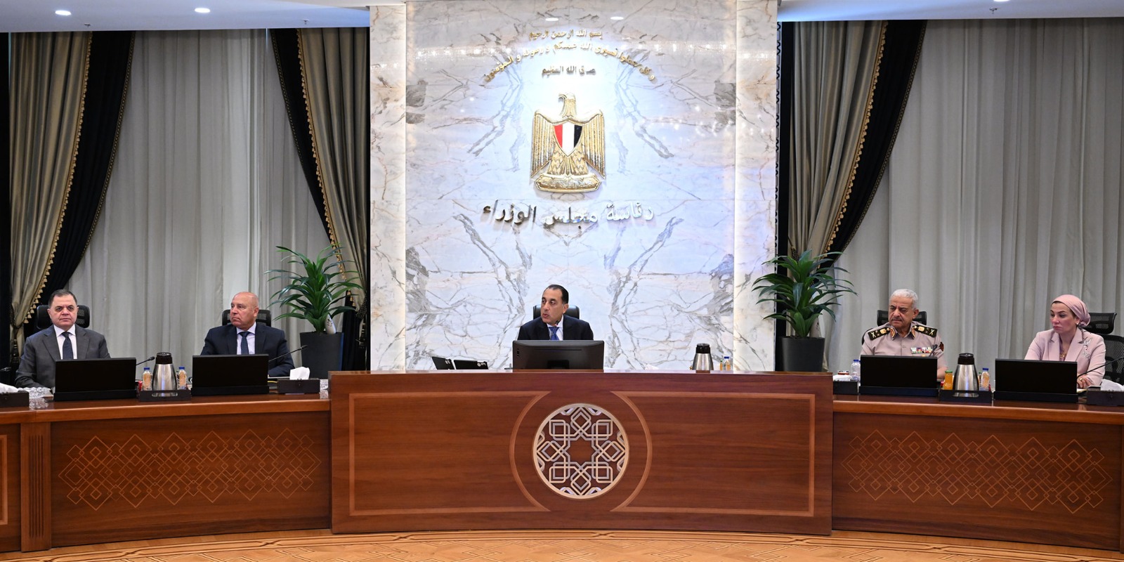 الحكومة : إطلاق بث تجريبي لمنصة تراخيص الاستثمار