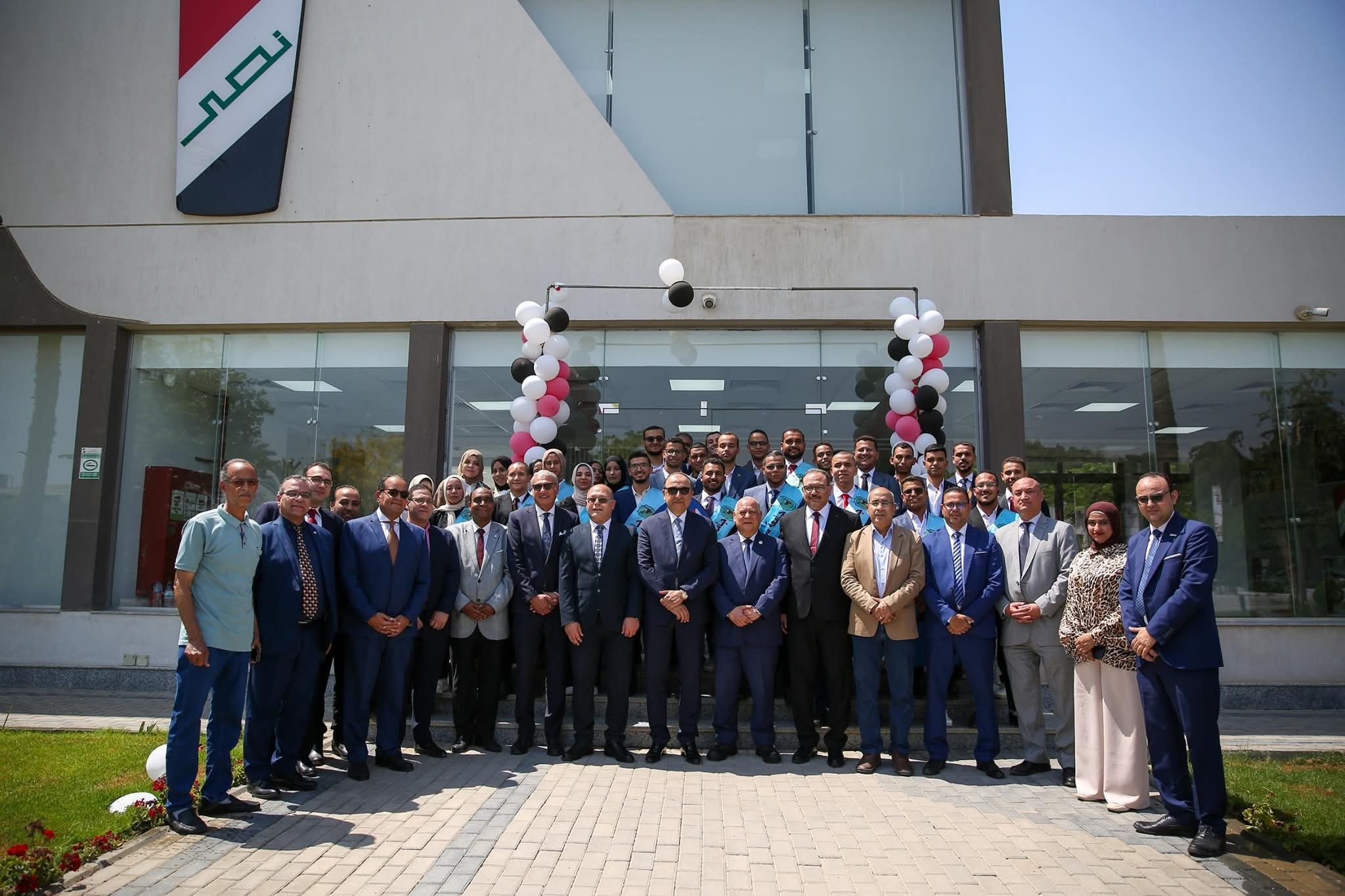 وزير قطاع الأعمال يتابع تجهيزات مصنع سيارات الركوب في شركة النصر