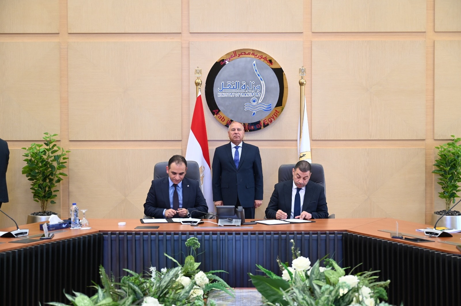 Al Wazir witnesses licensing of Rehla Rides for tech-based transport