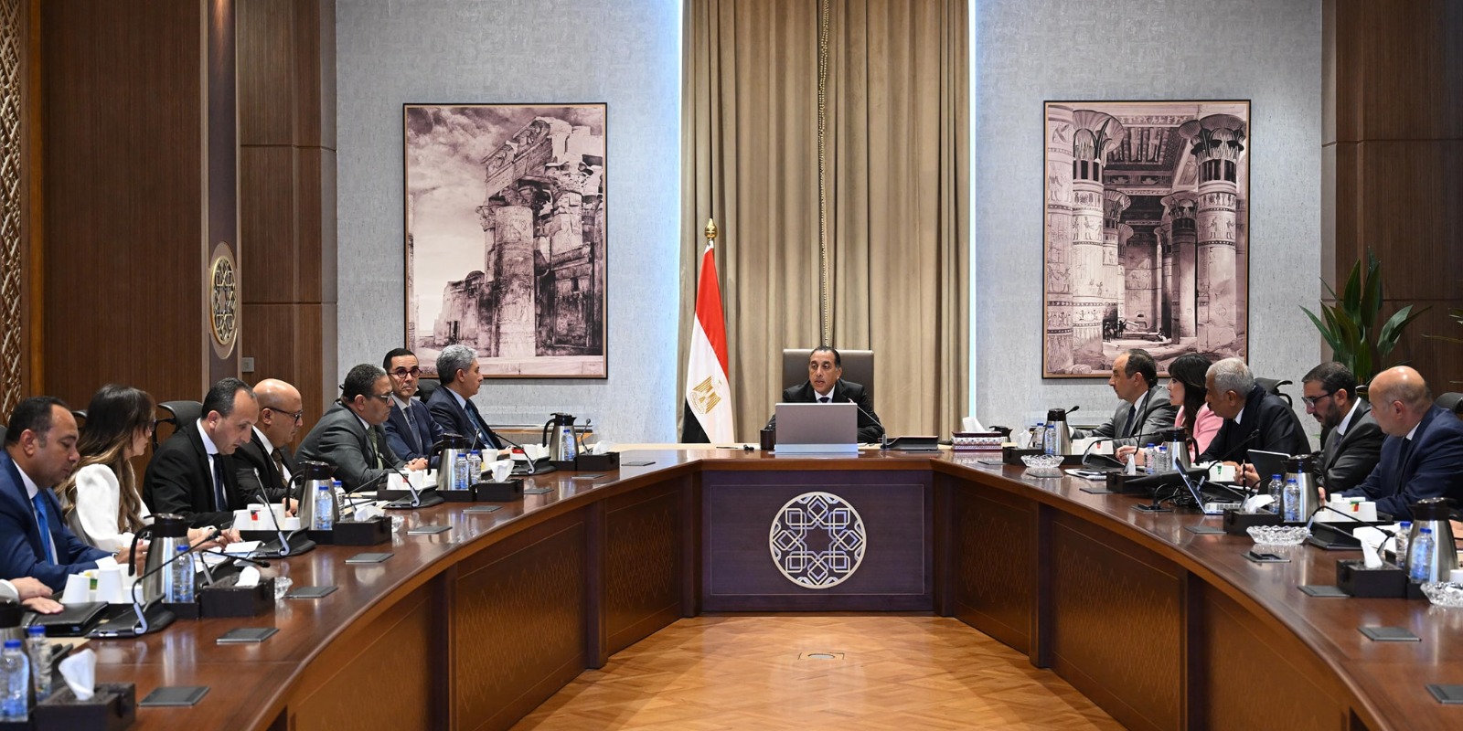 رئيس الوزراء يتابع خطط تطوير 7 فنادق تاريخية من برنامج الطروحات