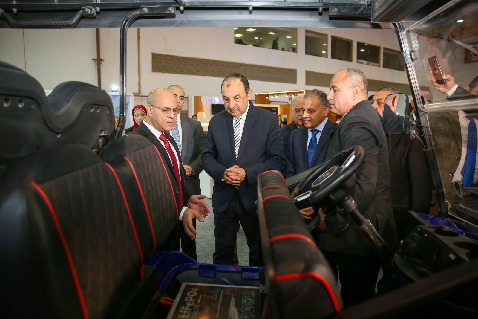 النصر للسيارت تشارك في معرض الأهرام للنقل بأوتوبيس سكاي وميني باص ستار