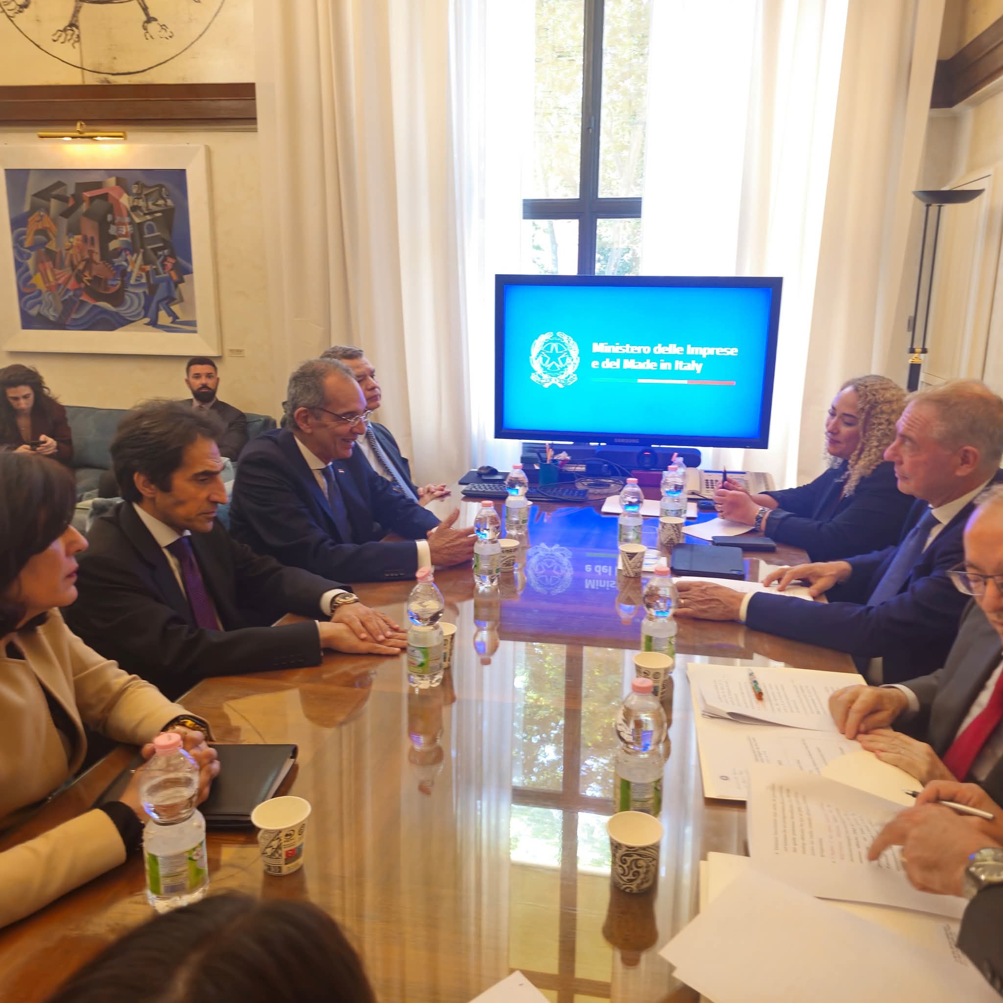 Egypt seeks to attract more Italian investment in AI