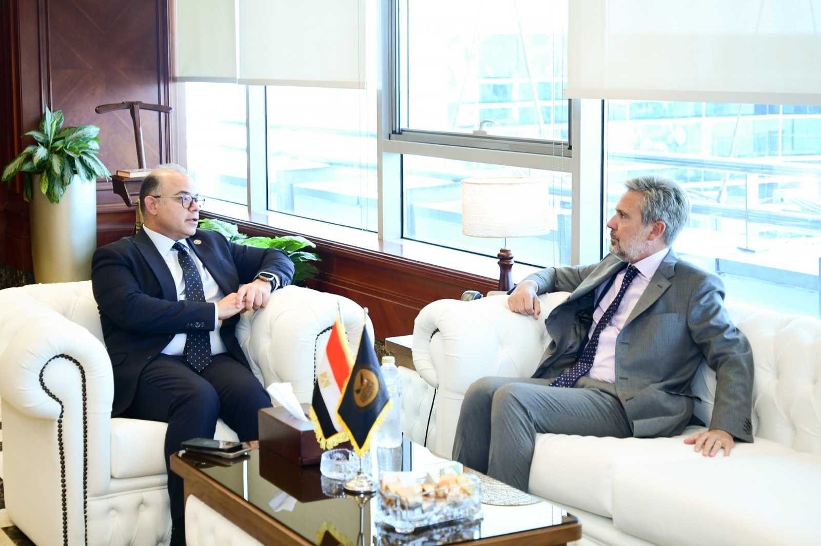 بحث فرص التعاون المتاحة في القطاع المالي غير المصرفي أمام قطاع الأعمال الإيطالي