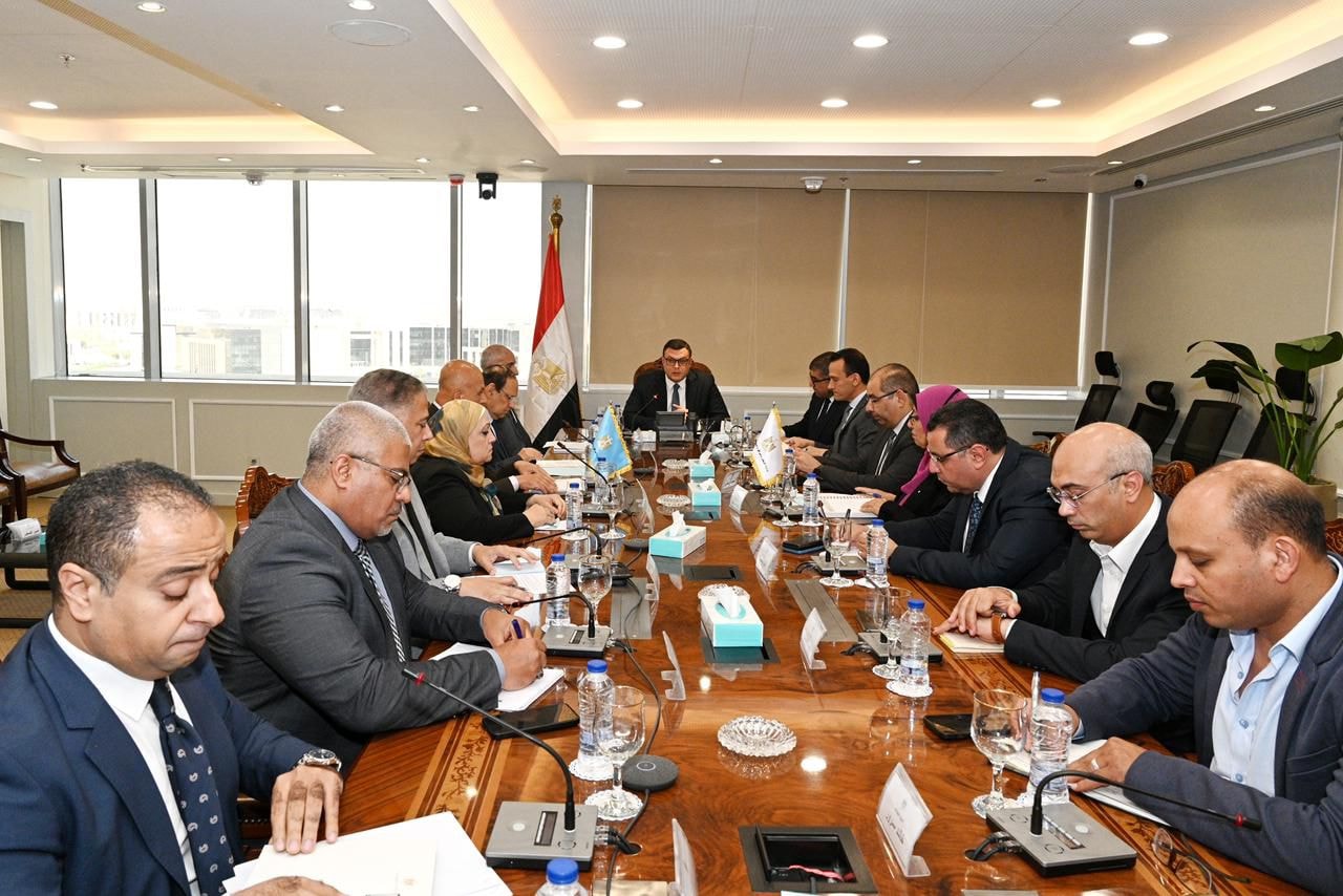 الشربيني يوجه بوضع آلية للتعامل مع شركات التسويق العقاري