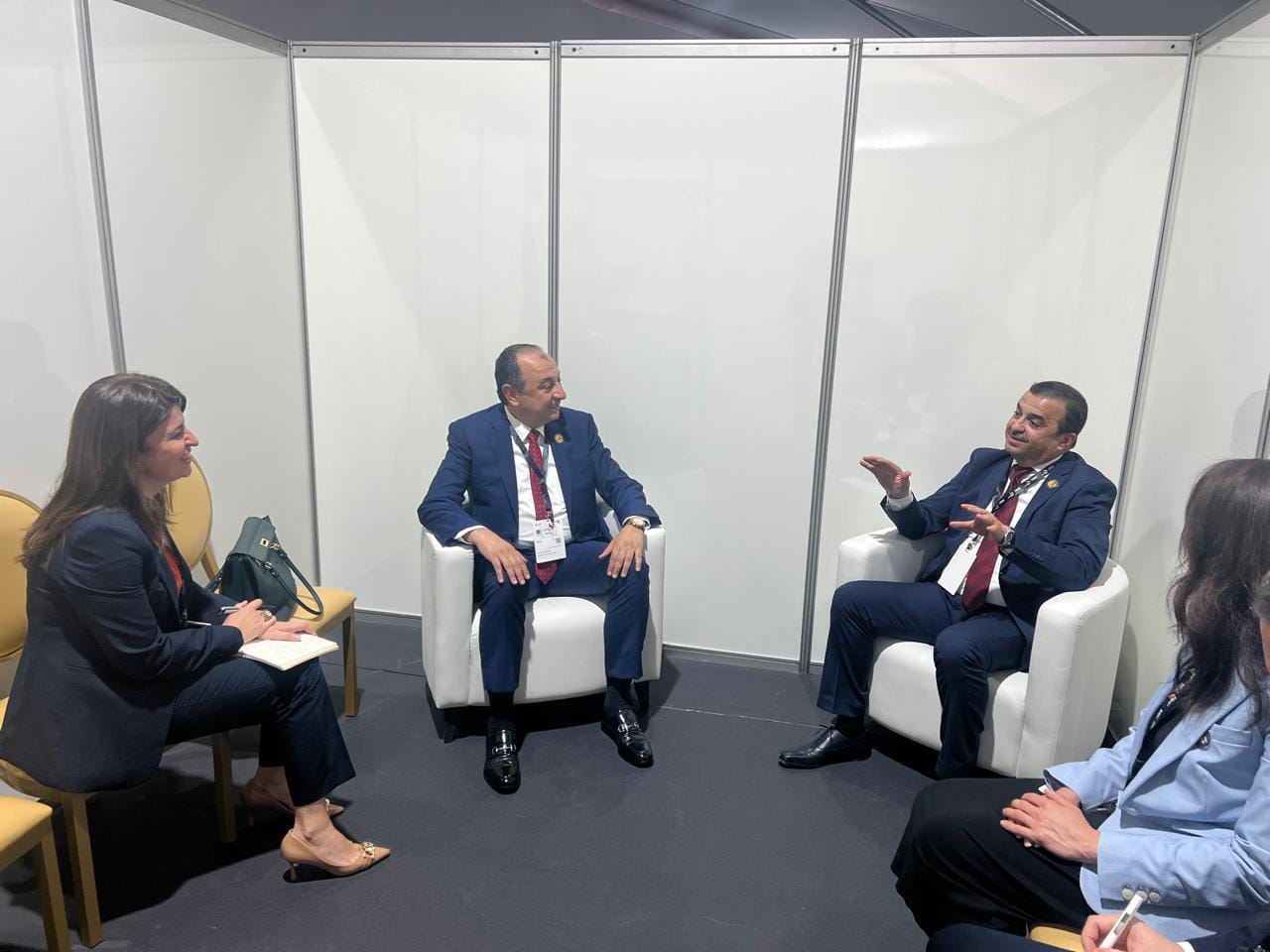 Shimi, Arkab discuss boosting investment ties in energy, mining sectors