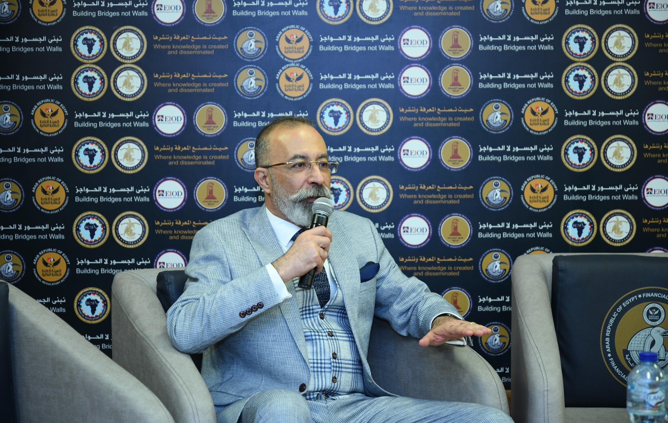 الرقابة المالية تستعرض تجربة سوق كربون طوعي مع ليبيا