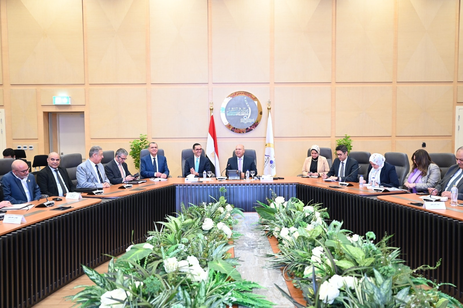 الوزير يستعرض مع مصنعي السيارات التعديلات الجديدة في البرنامج الوطني لتنمية الصناعة