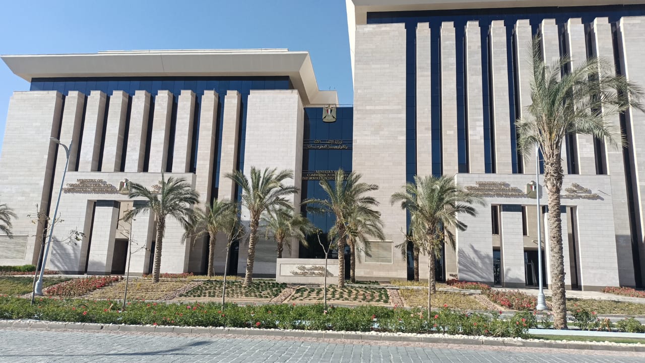 وزارة الاتصالات: تصريحات عمرو طلعت عن الإنترنت بعد حريق رمسيس أُسيء فهمها