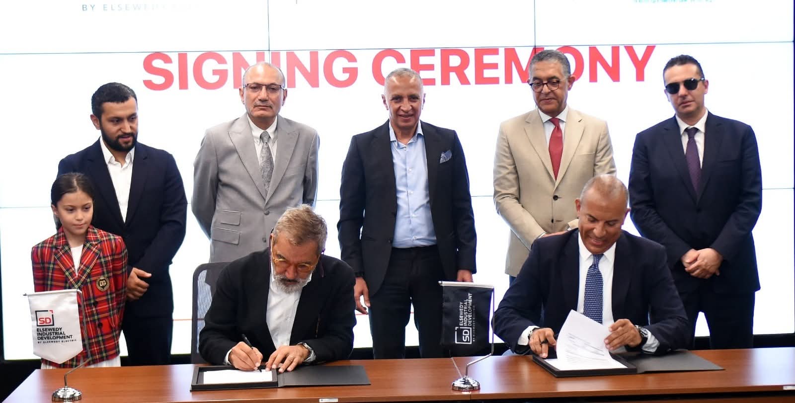 اتفاقية بين السويدي للتنمية الصناعية وبوني التركية لإنشاء مصنع منسوجات بالعاشر