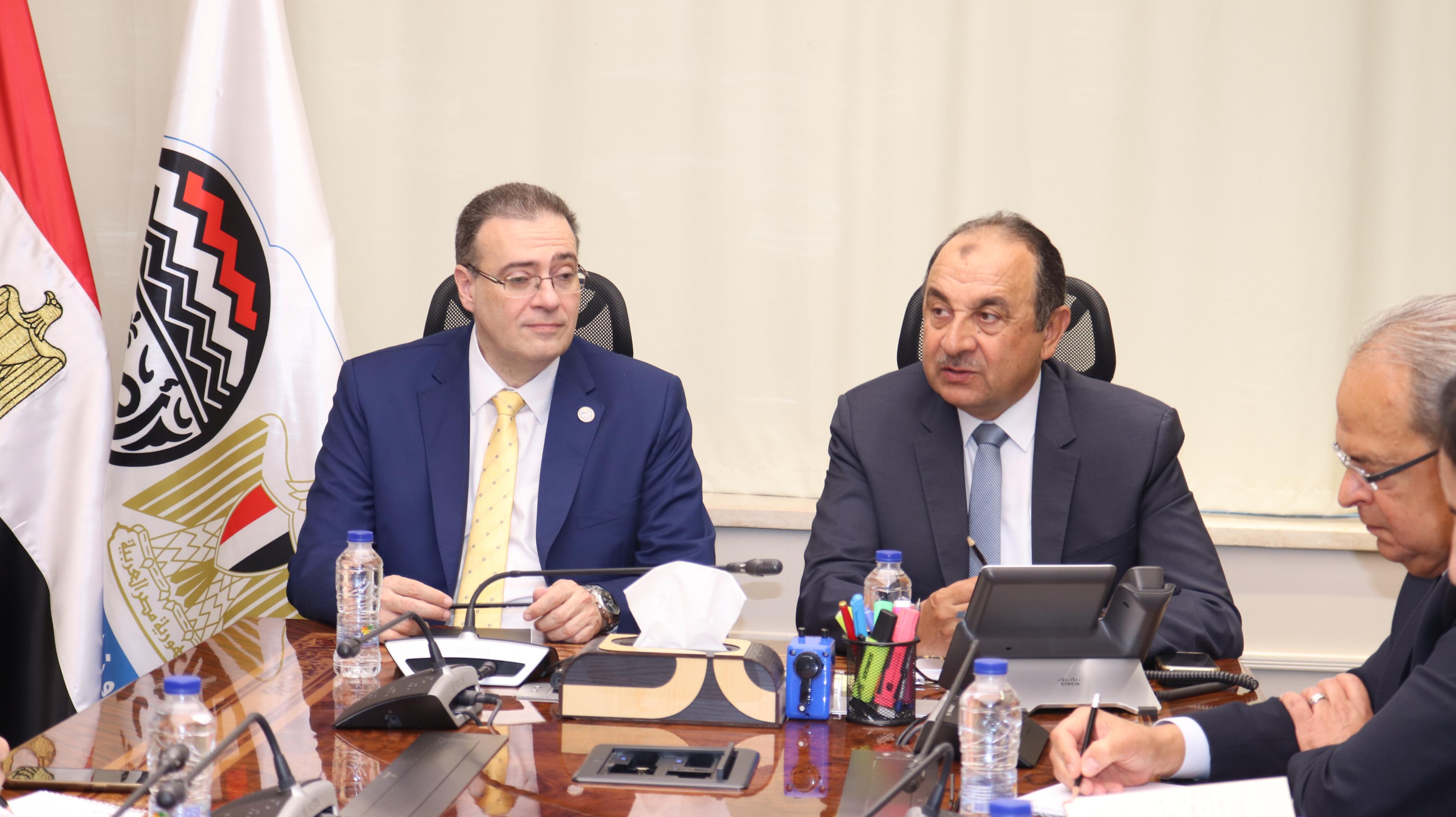 وزير قطاع الأعمال يستقبل رئيس الجهاز المركزي للتنظيم والإدارة لبحث تعزيز التعاون المشترك