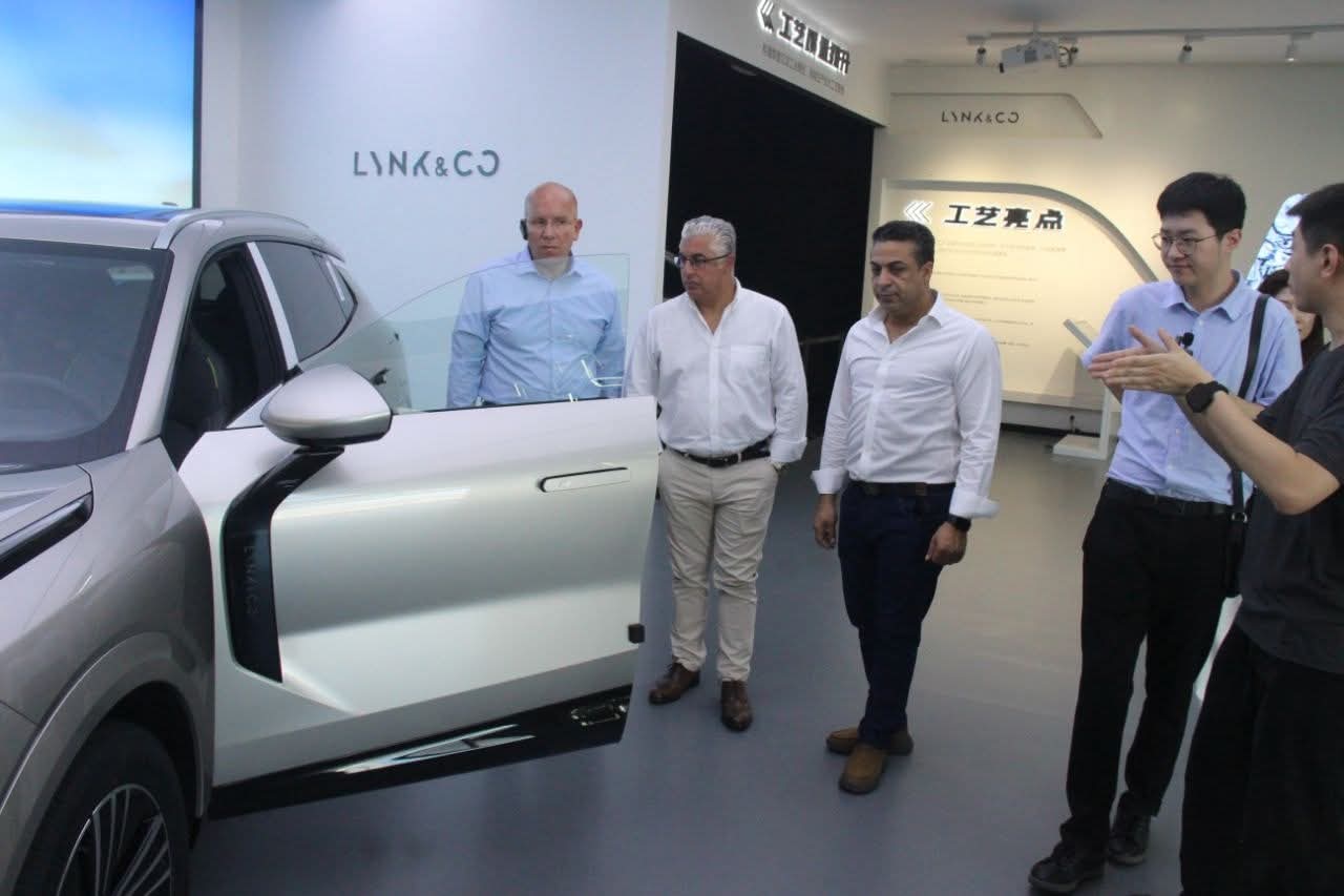 وفد اقتصادية قناة السويس يزور مصنع لينك آند كو للسيارات بالصين ويلتقي كبار مصنعي قطع الغيار